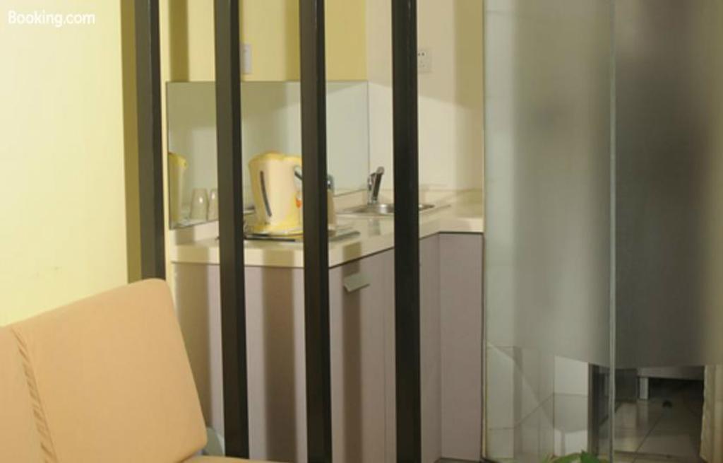Cinderella Apartment Beijing Exterior photo